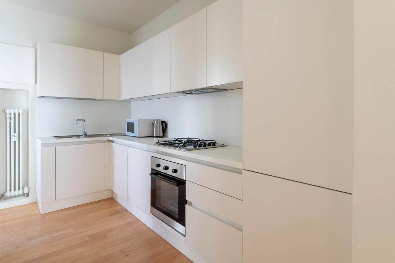 Casa Gramsci Luxury Apartment Песаро Екстериор снимка